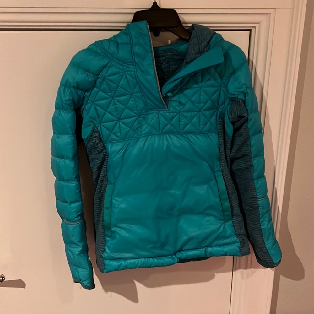 Ivviva girls size 12 light jacket, gently worn, in great condition